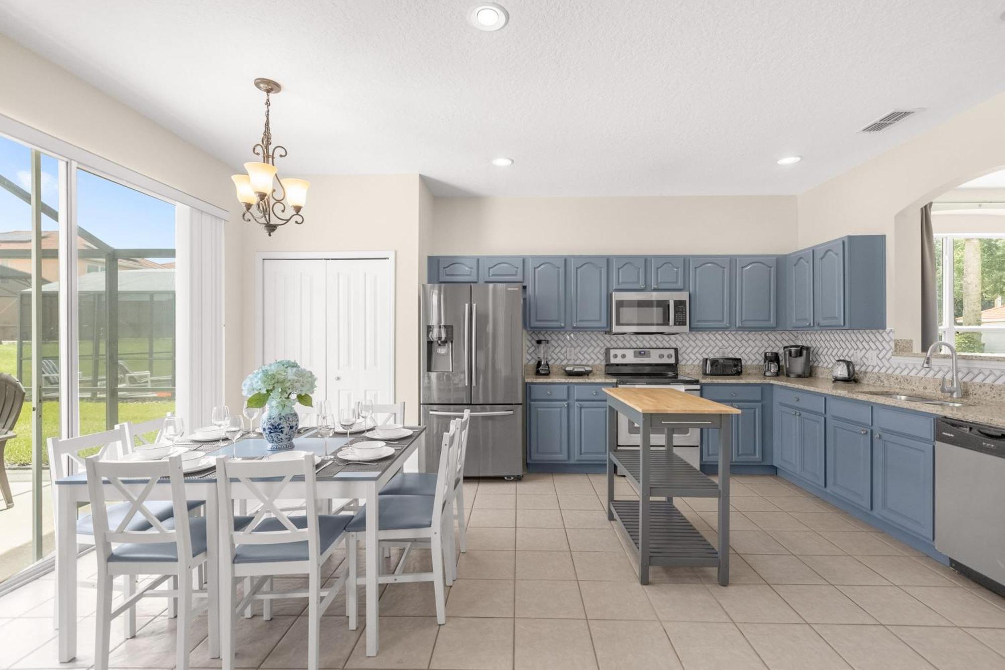 Large Spacious W Private Pool & Hot Tub Сasa de vacaciones *