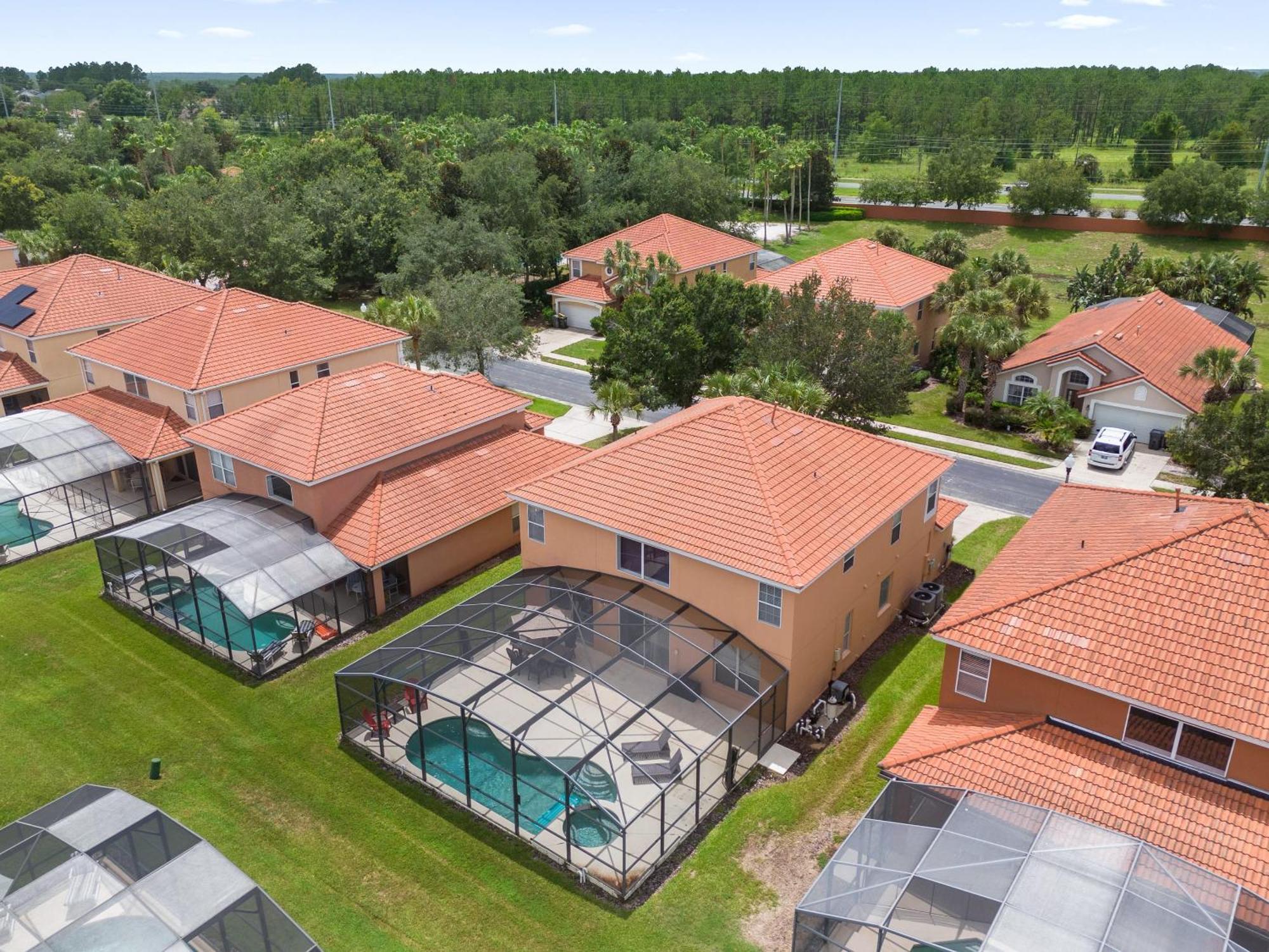 Large Spacious W Private Pool & Hot Tub Сasa de vacaciones Davenport