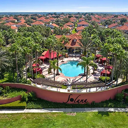 Large Spacious Home W Private Pool & Hot Tub Davenport Exterior photo