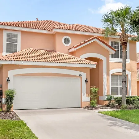 Large Spacious Home W Private Pool & Hot Tub Davenport Exterior photo