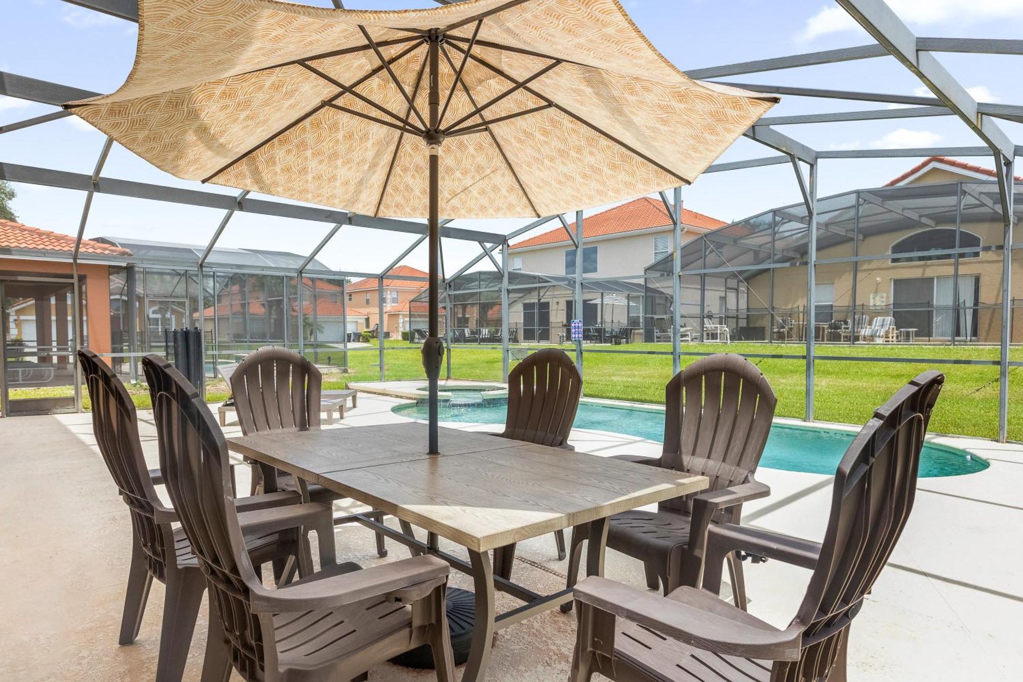 Ferienhaus Large Spacious W Private Pool & Hot Tub *